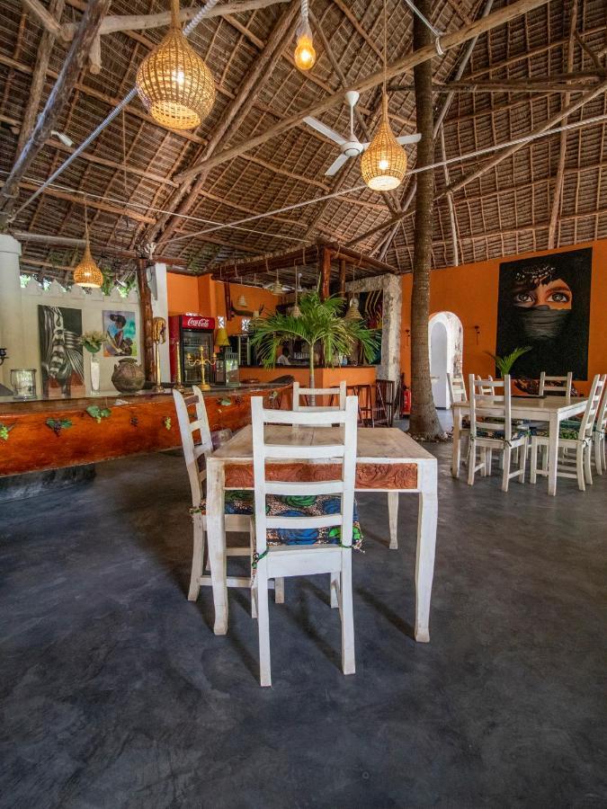 Tropical Boutique Hotel & Resto Пингу Экстерьер фото